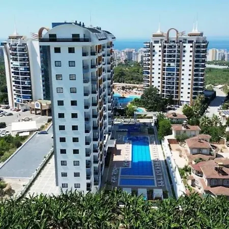 Sea View, Huge Swimming Pool 阿拉尼亚