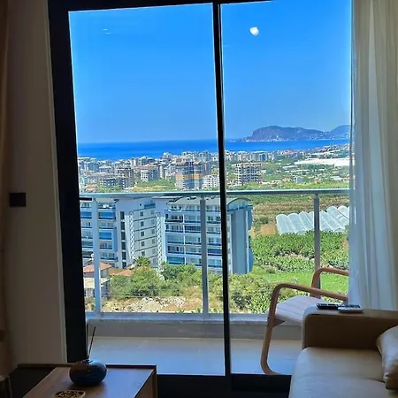 Sea View, Huge Swimming Pool Апартаменты